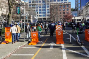 Meridian Rapid Defense Group Mobile Barriers Safeguard Nearly One Million Fans at Seattle Super Bowl Parade