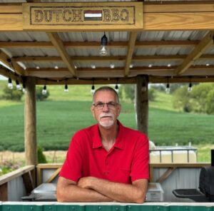 Backyard Pitmaster Eddie van Aken Expands Practical Online Guides for BBQ, Backyard Living, and Everyday Tools