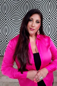 Renowned Author and Psychic Medium Lee Lavender Gains Recognition Through Her Work and Her Book The Light That Remains